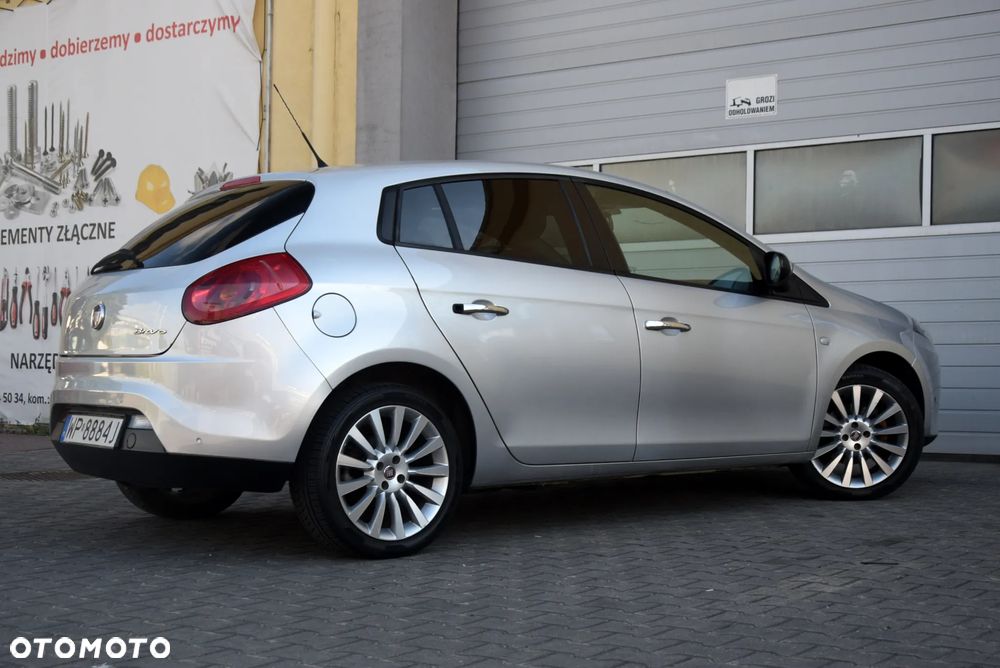 Fiat Bravo 1.4 T-JET 16V Estiva Plus - 9