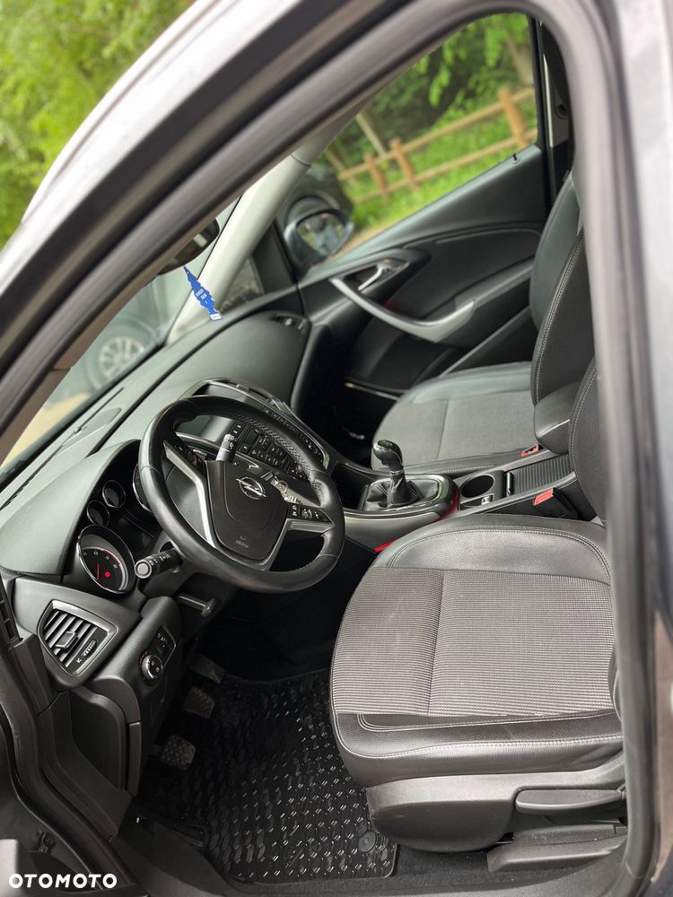 Opel Astra 1.4 Turbo - 12