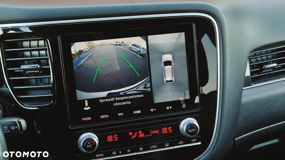 Mitsubishi Outlander - 16