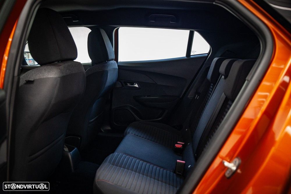 Peugeot 2008 1.2 PureTech Active Pack - 11