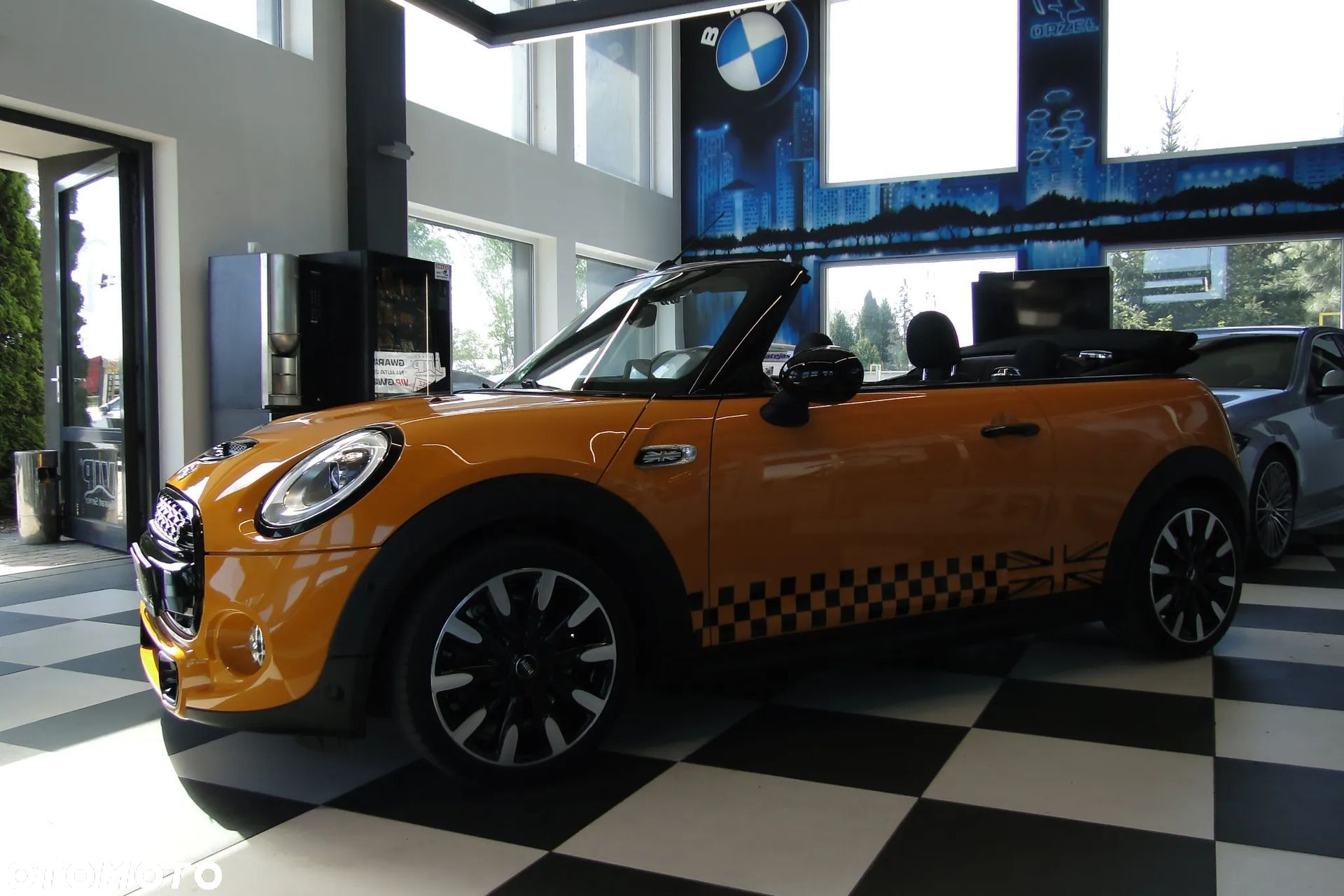 MINI Cooper John Works - 6