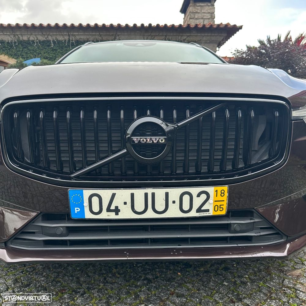 Volvo XC 60 2.0 D4 Inscription AWD Geartronic - 10