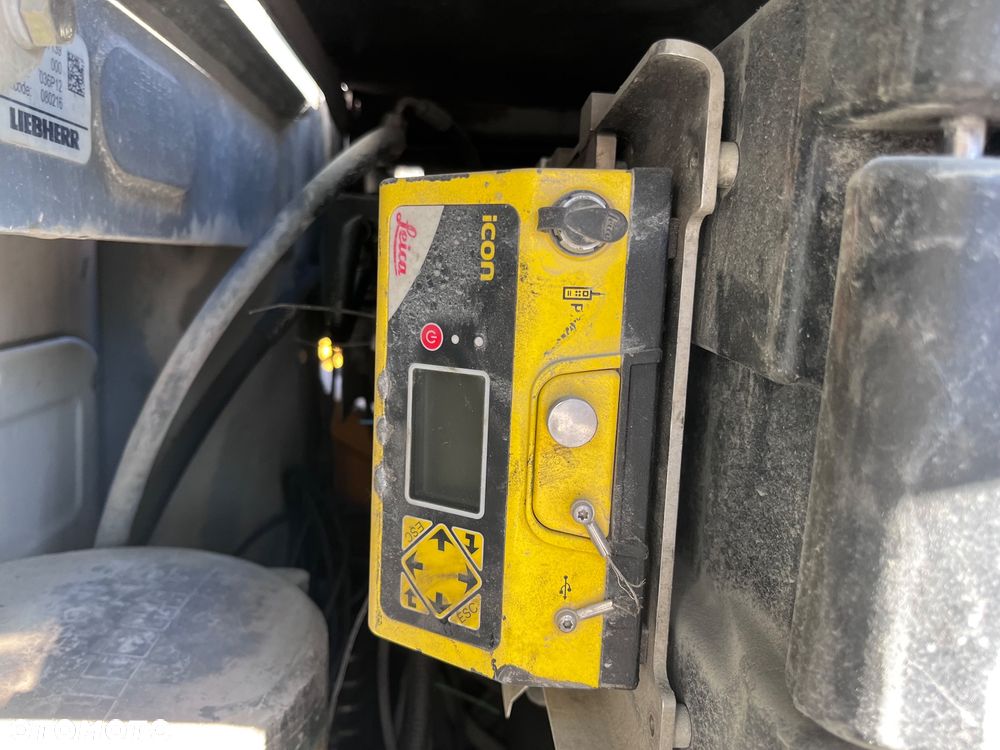 Liebherr R946 LCV - 23