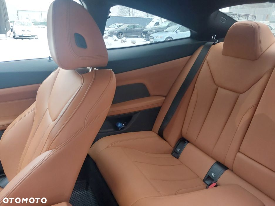 BMW Seria 4 M440i xDrive mHEV sport - 33