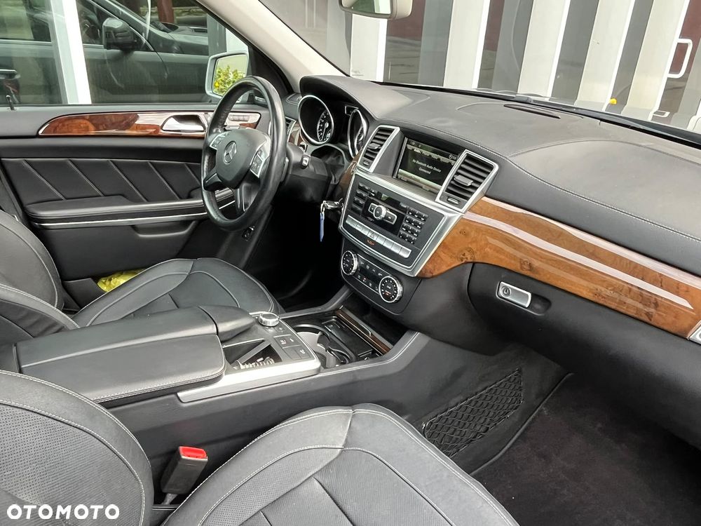 Mercedes-Benz GL 500 4Matic (BlueEFFICIENCY) 7G-TRONIC - 19