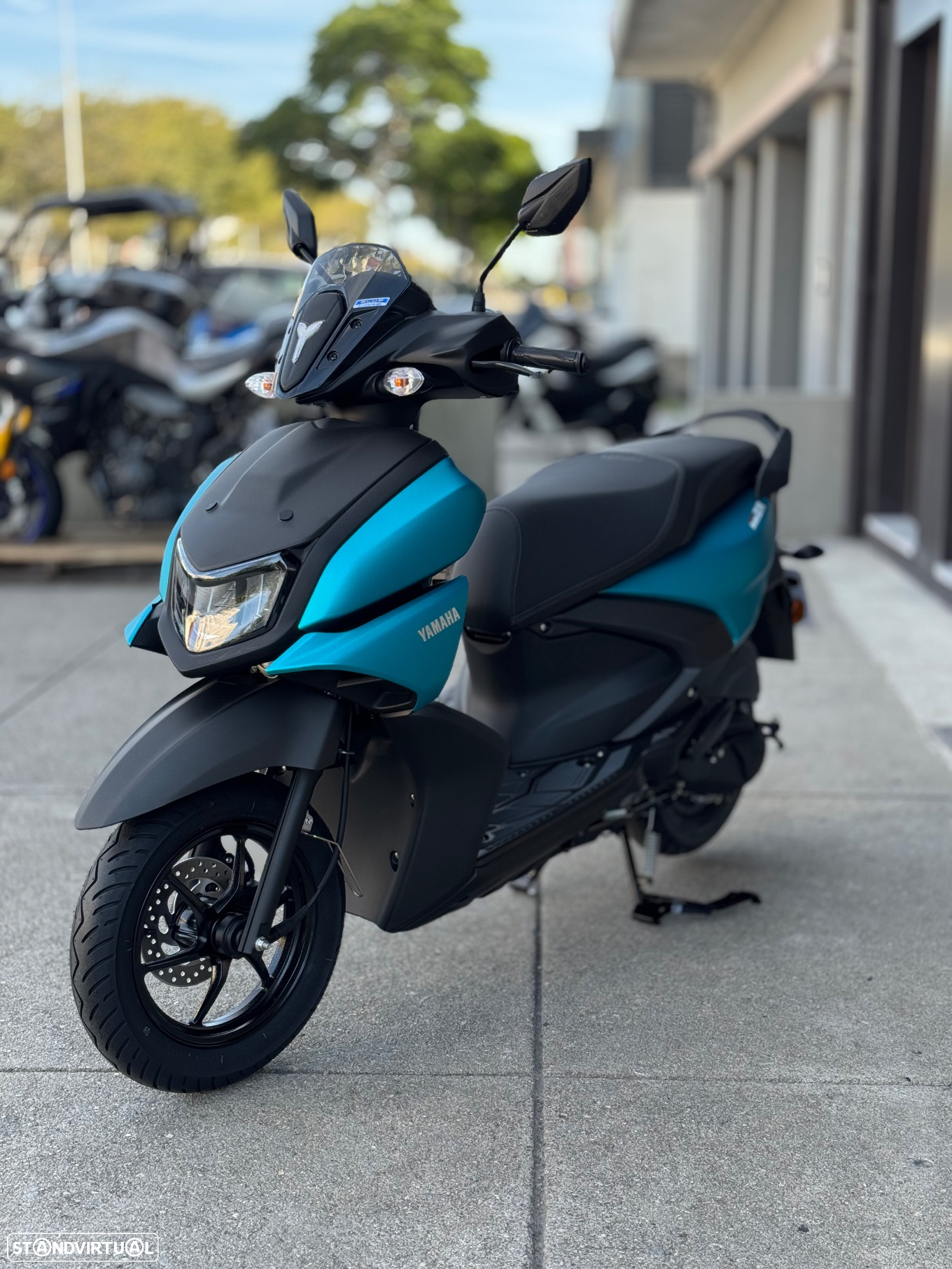 Yamaha RayZR - 5
