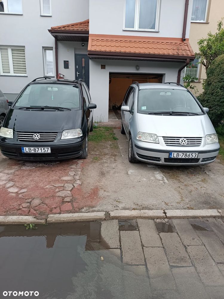 Volkswagen Sharan 1.9 TDI Highline - 1