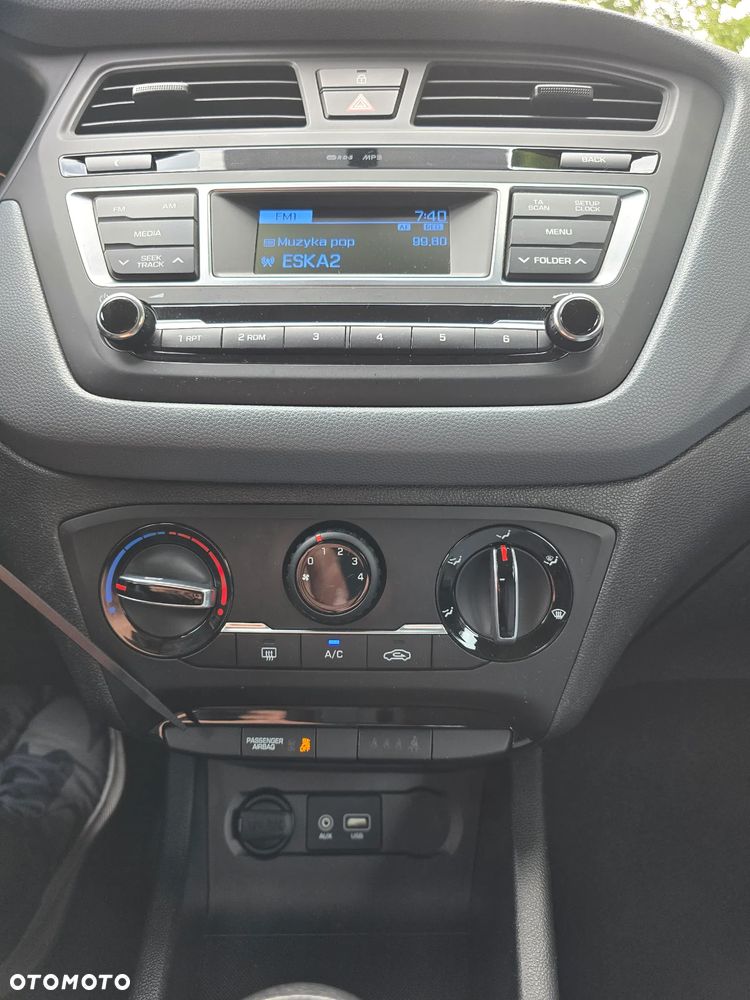 Hyundai i20 1.2 Classic - 31
