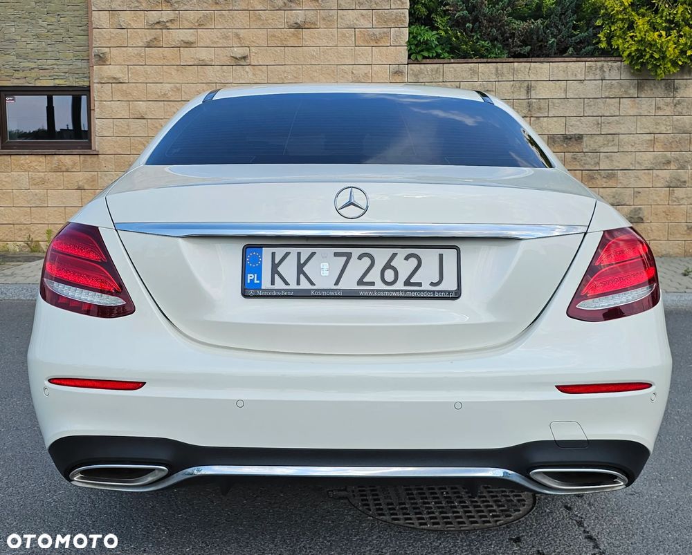 Mercedes-Benz Klasa E 200 9G-TRONIC AMG Line - 11