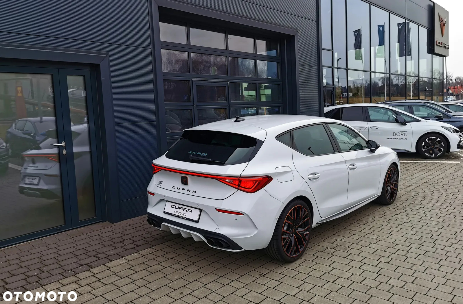 Cupra Leon 2.0 TSI VZ DSG - 3