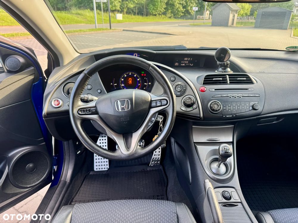 Honda Civic 1.8 GT Special Edition - 13