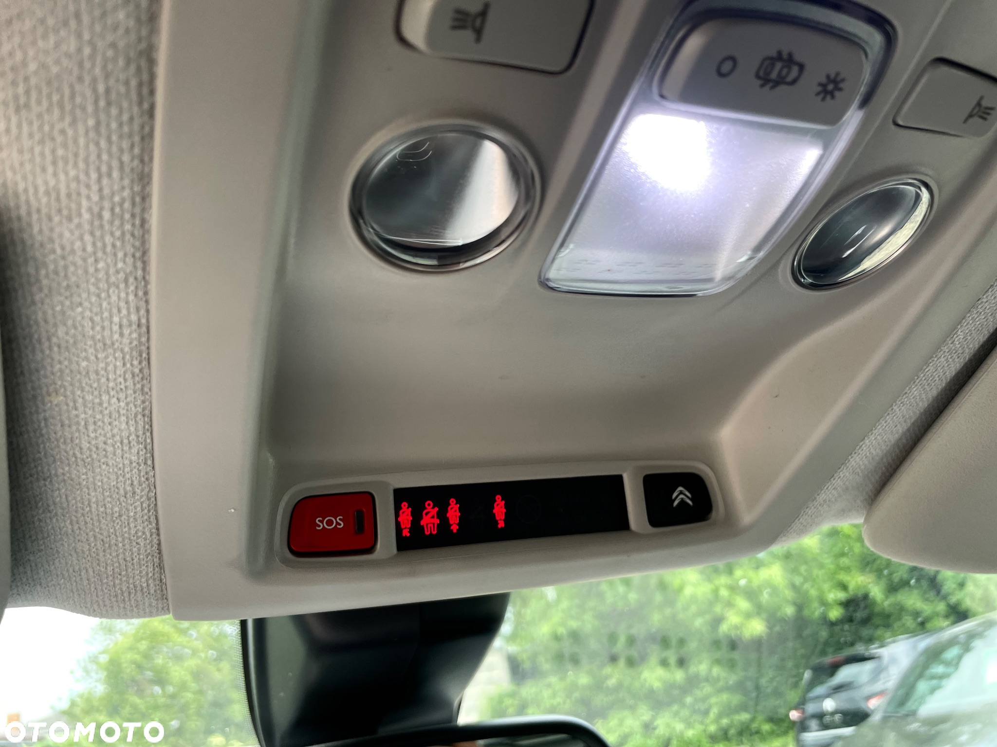 Citroën C4 Cactus 1.2 PureTech Feel S&S - 26