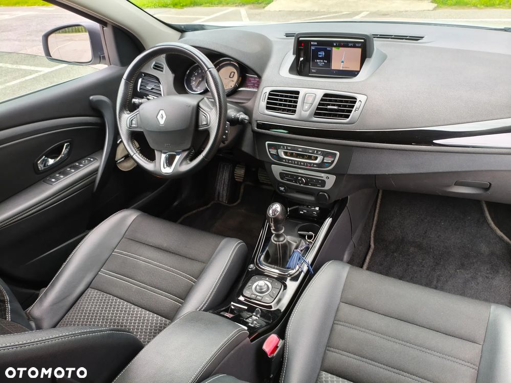 Renault Megane 1.2 16V TCe Energy Bose - 21