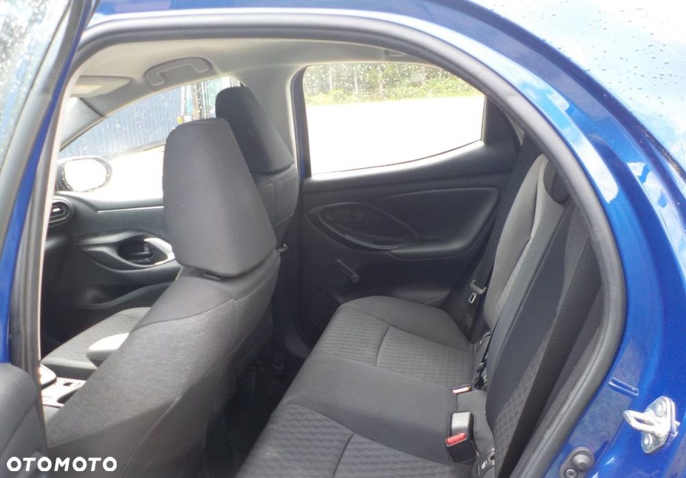 Toyota Yaris - 18