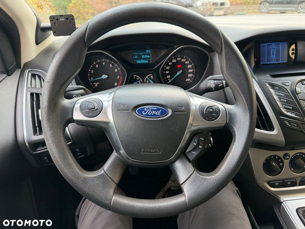 Ford Focus 1.6 TI-VCT Champions Edition - 17