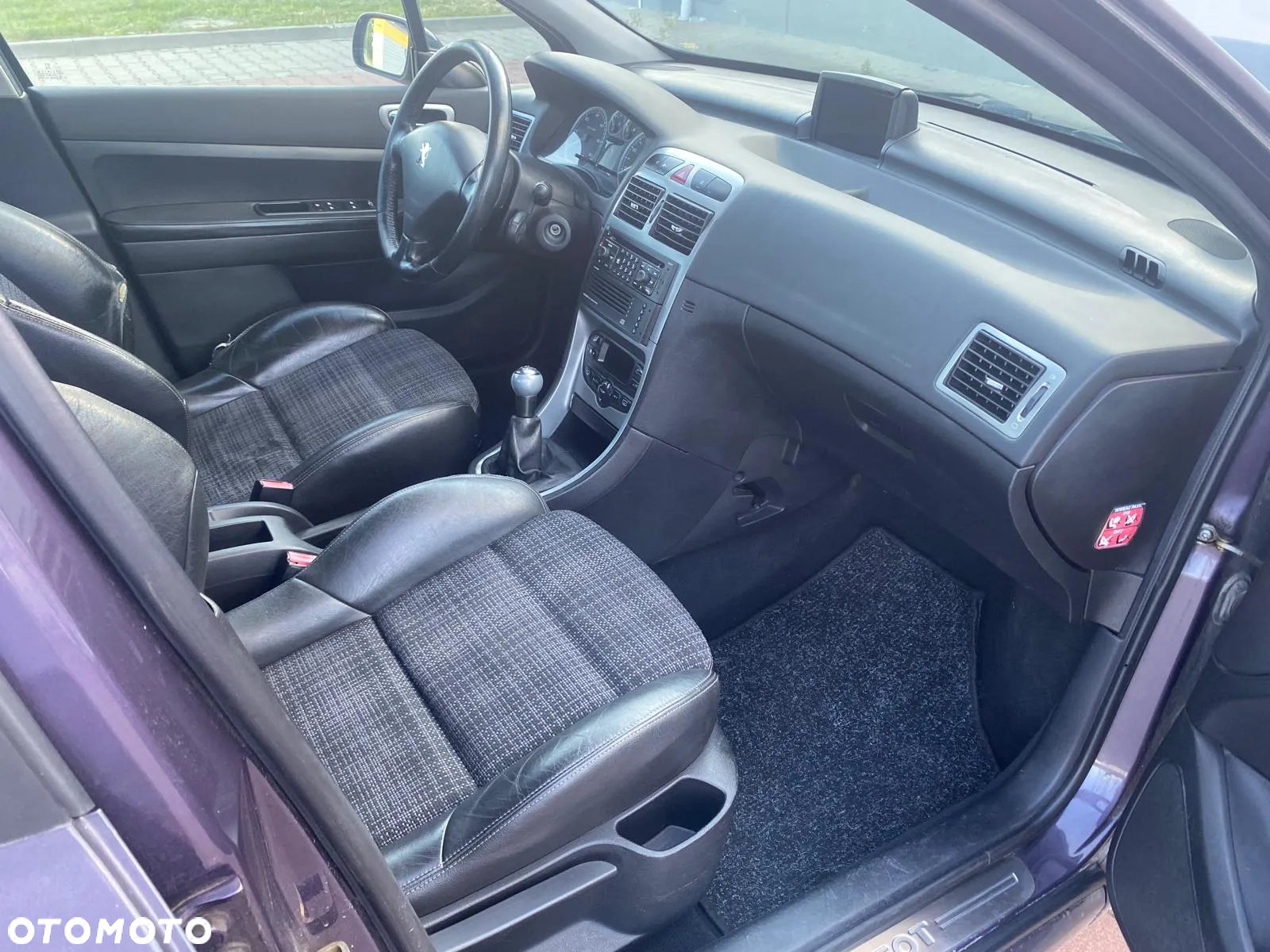 Peugeot 307 HDi 110 Sportline - 6