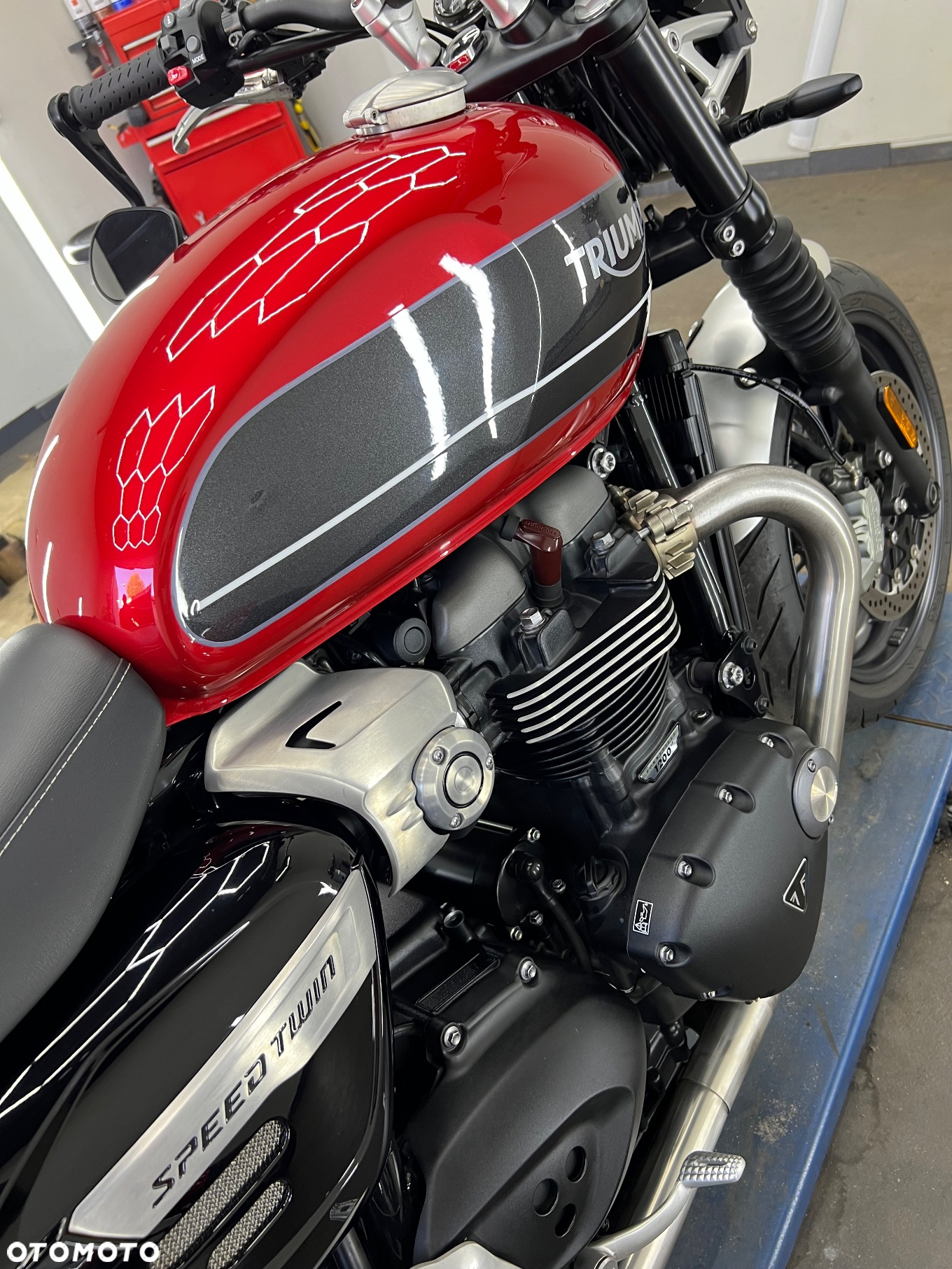 Triumph Speed Twin - 4