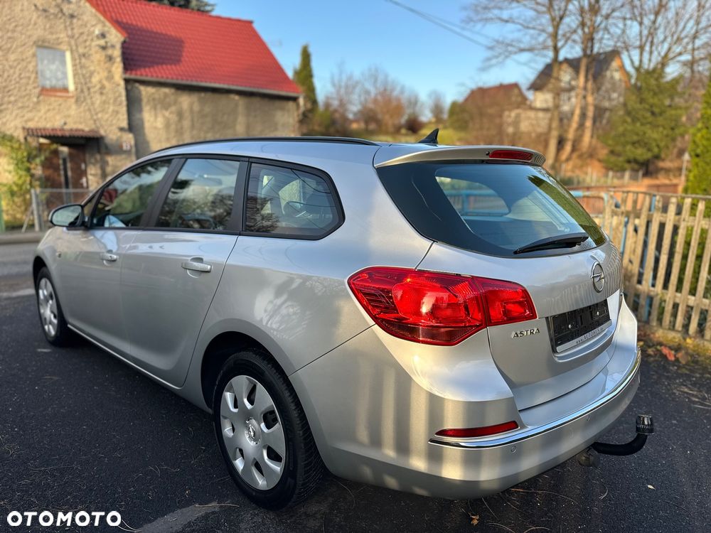 Opel Astra 1.7 CDTI DPF Edition Sport - 2