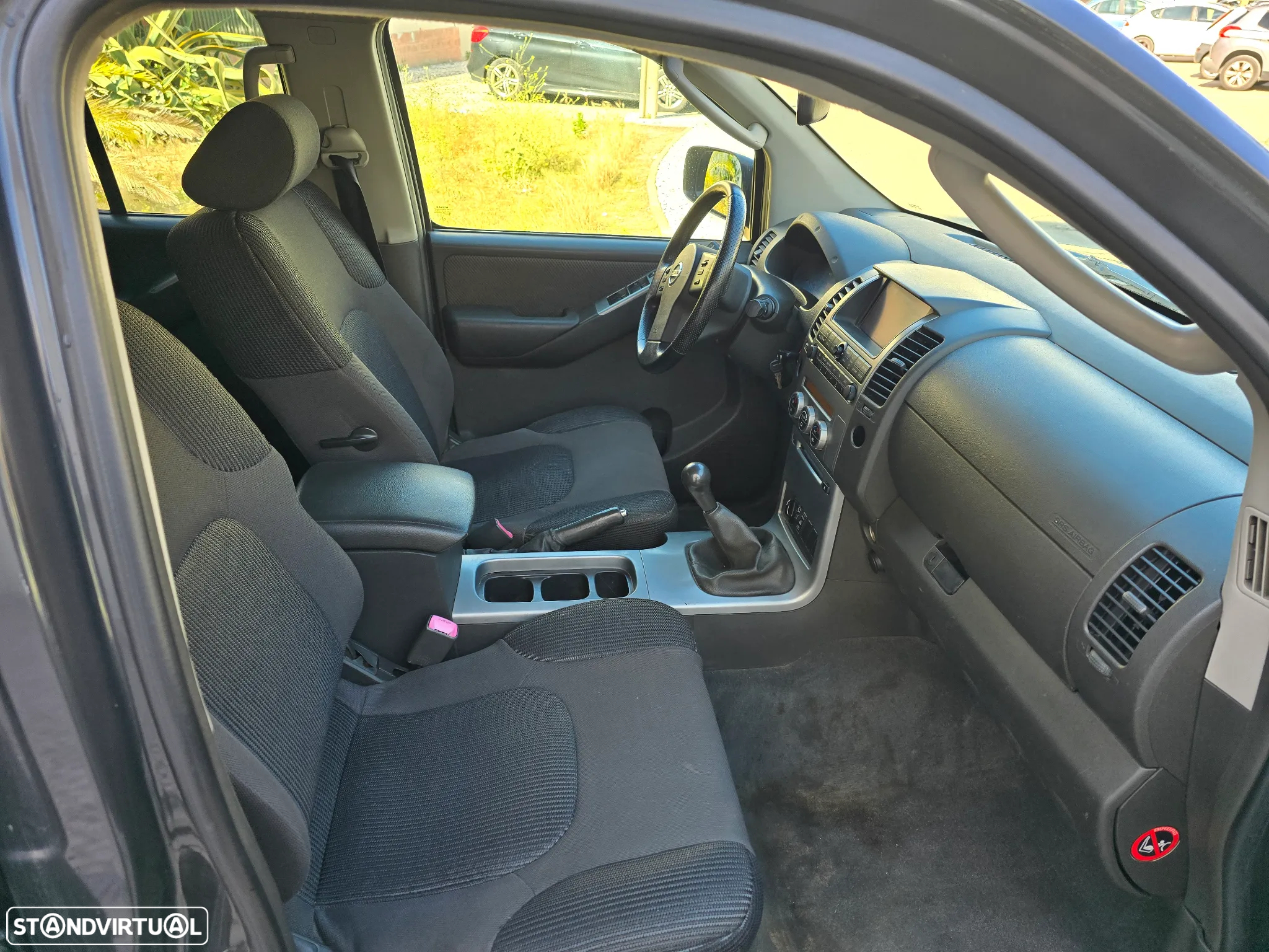 Nissan Navara 2.5 dCi CD LE Premium - 7