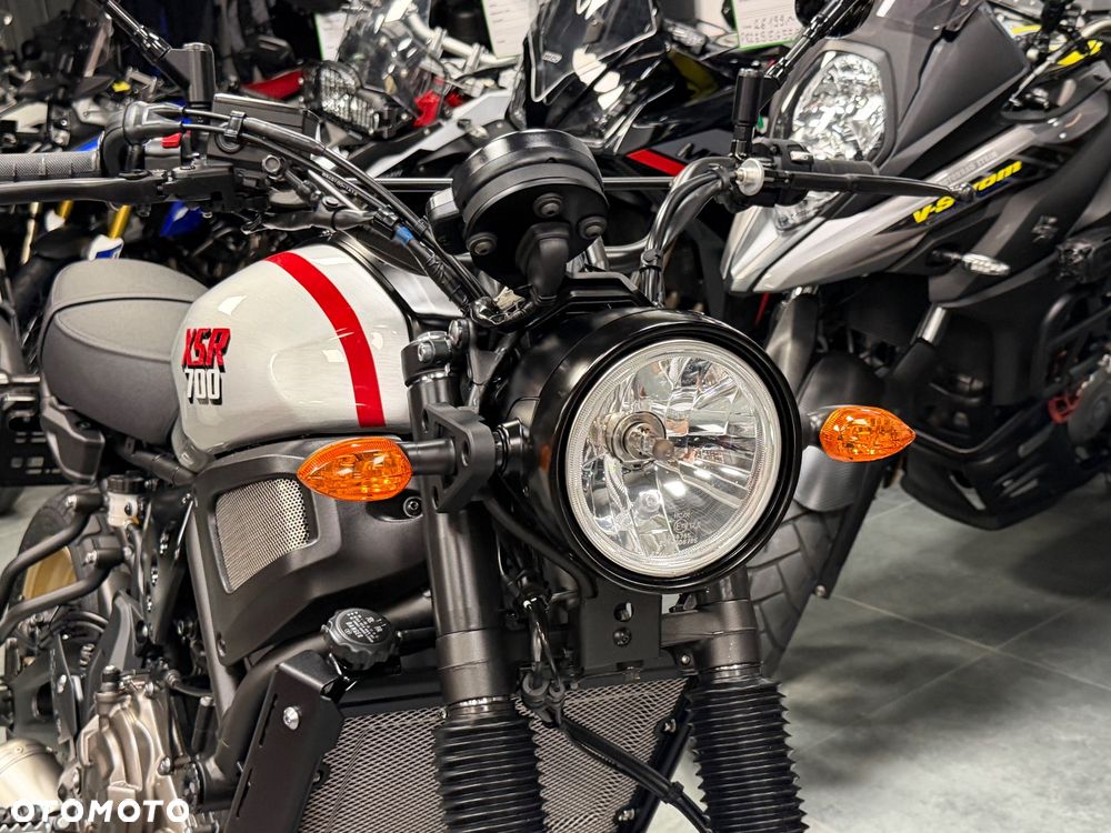 Yamaha XSR - 23