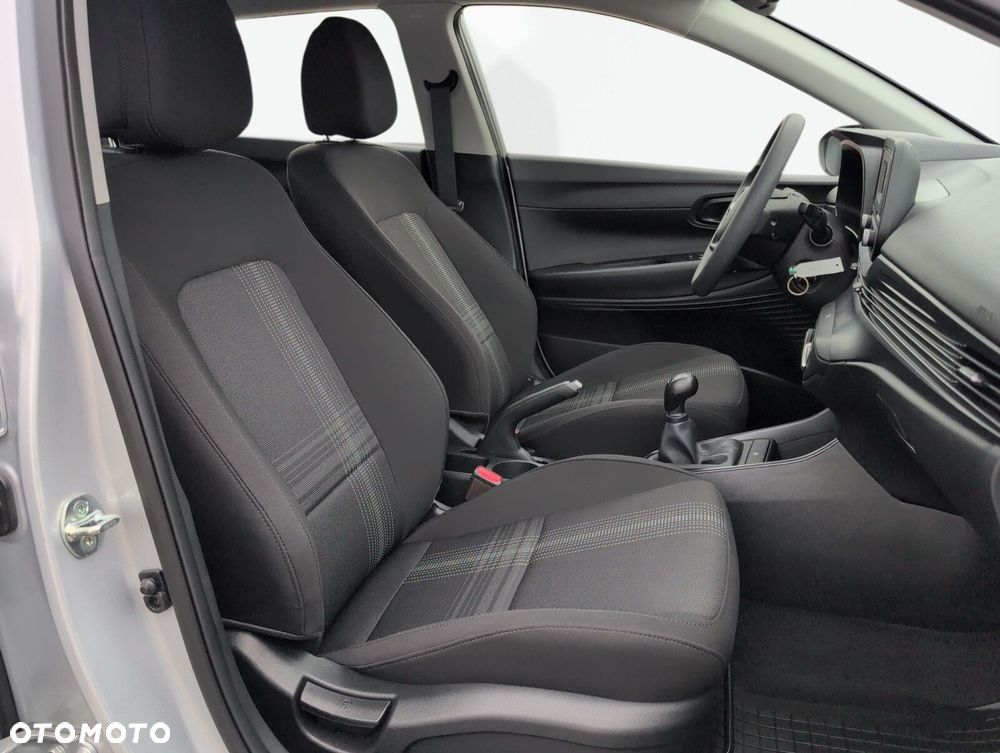Hyundai i20 1.2 Pure - 14