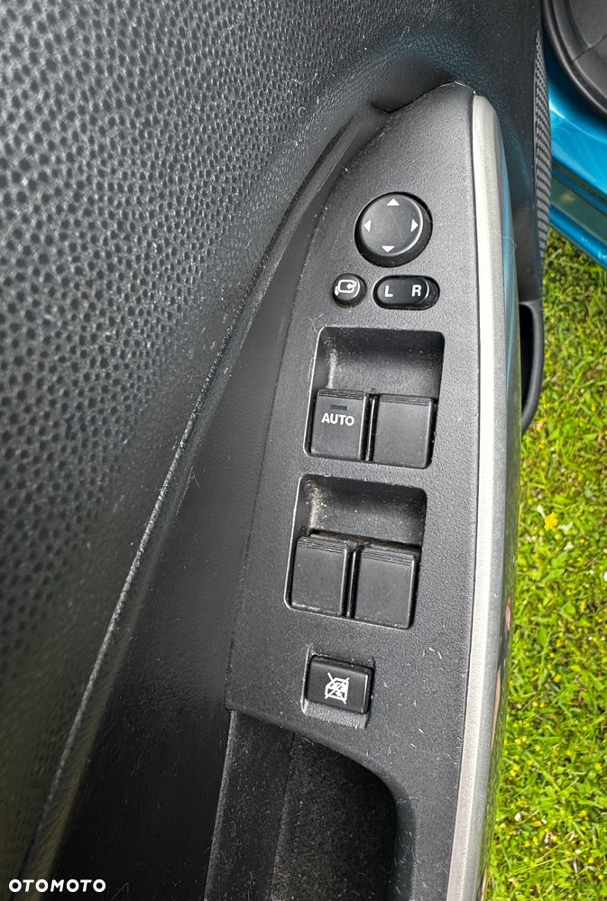 Mazda 2 1.3 Exclusive - 9