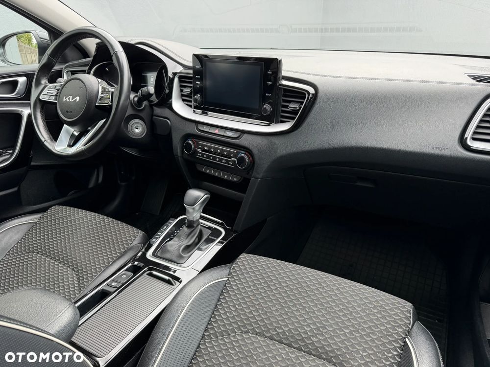 Kia Ceed 1.5 T-GDI Business Line DCT - 25