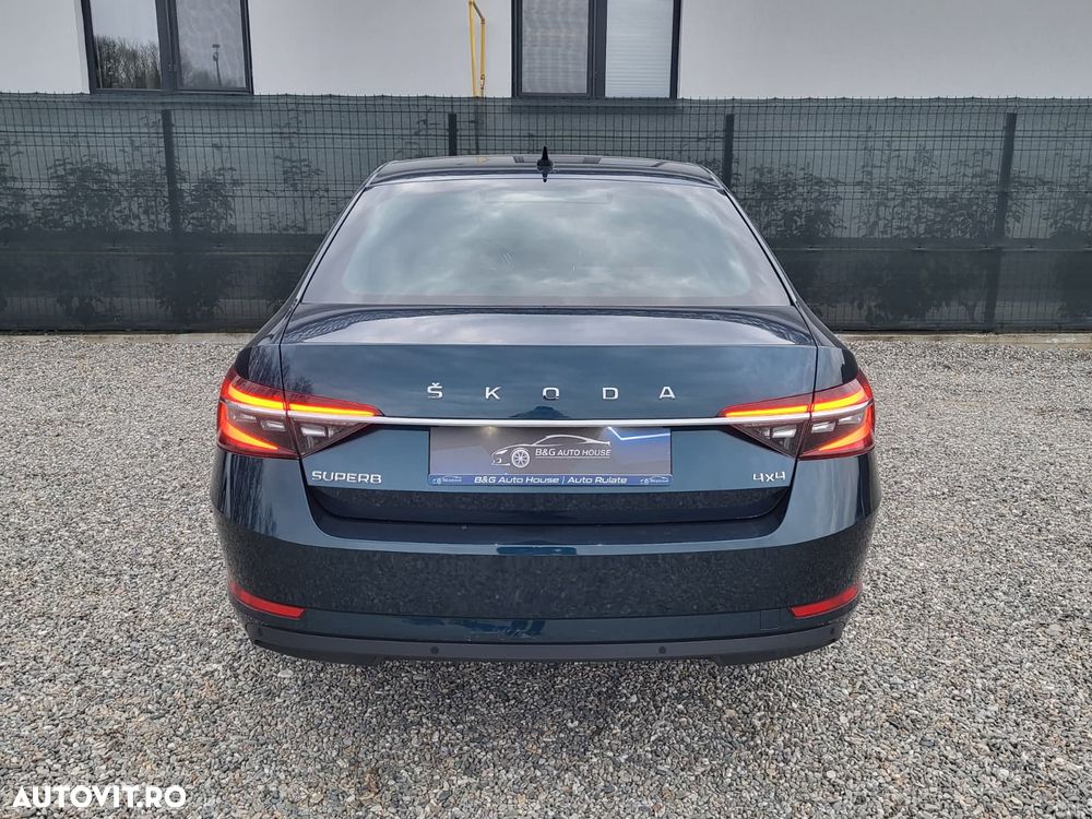 Skoda Superb 2.0 TDI 4X4 DSG Style - 4