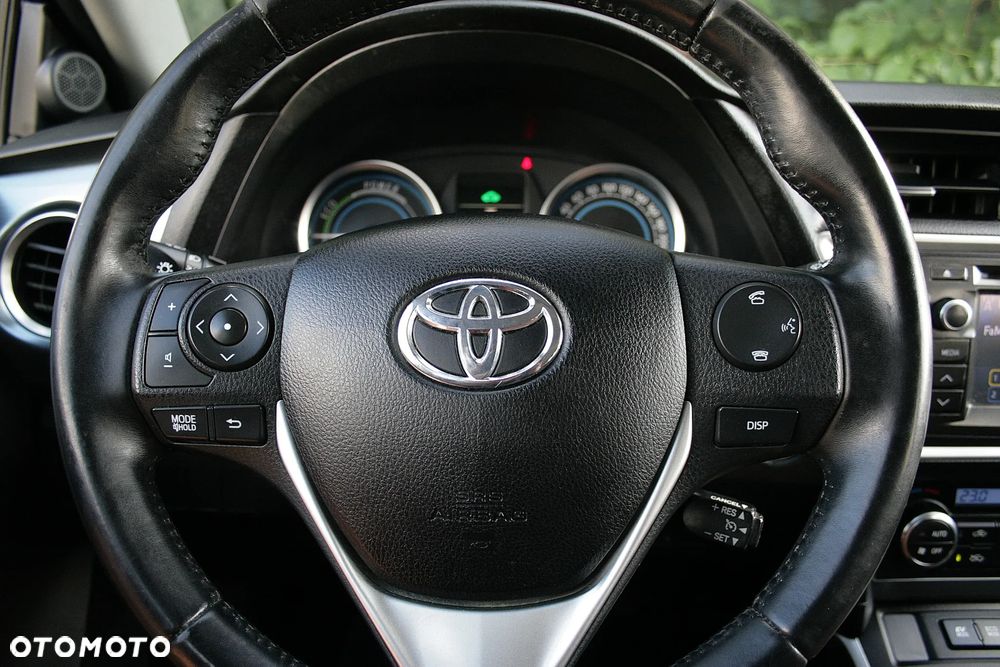 Toyota Auris - 17