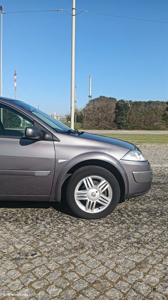 Renault Mégane Break 1.4 Dynamique - 11