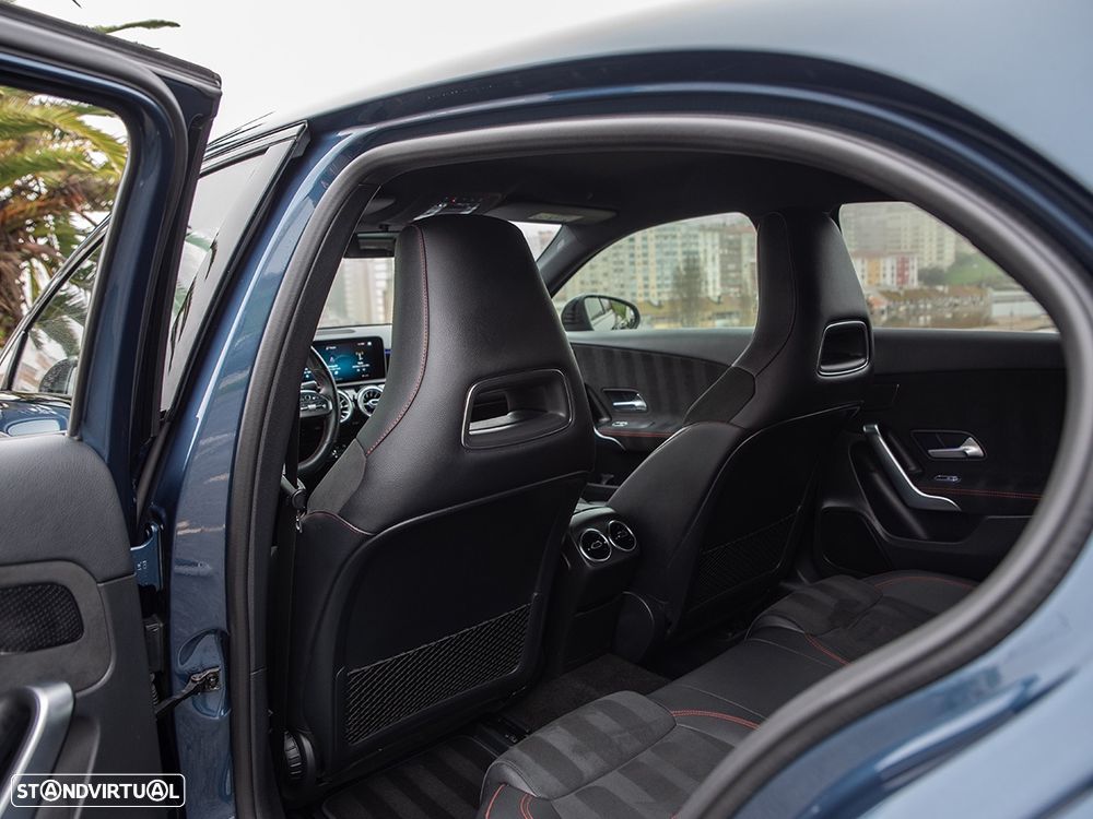 Mercedes-Benz A 180 d AMG Line Aut. - 12