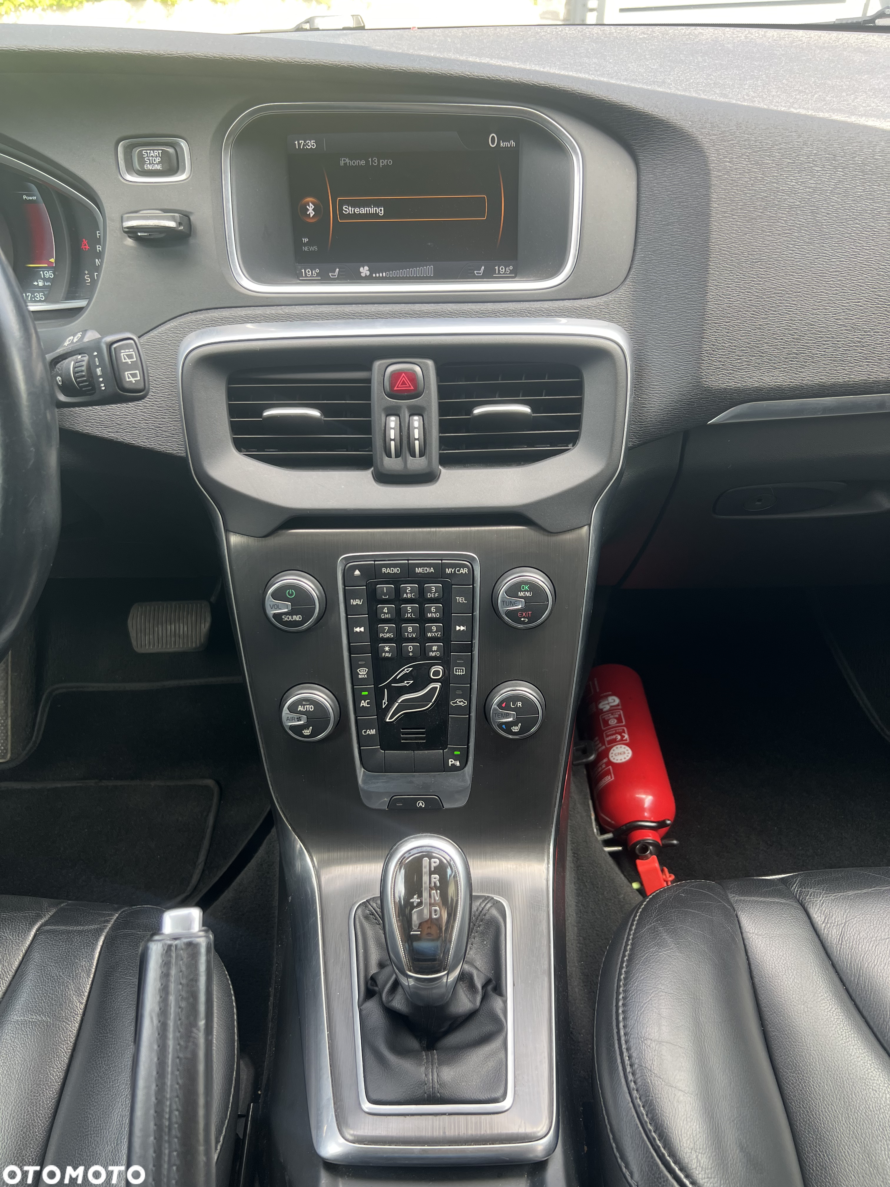Volvo V40 - 16
