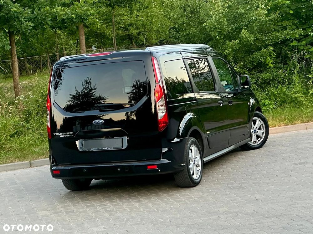 Ford Tourneo Connect Grand - 15