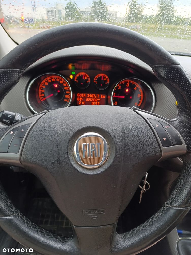 Fiat Bravo 1.6 Multijet 16V DPF Pur-O2 Dynamic - 24