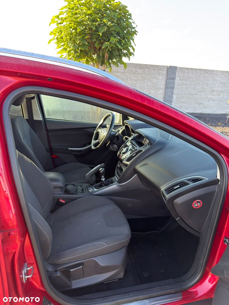 Ford Focus 1.6 EcoBoost Trend Sport - 14
