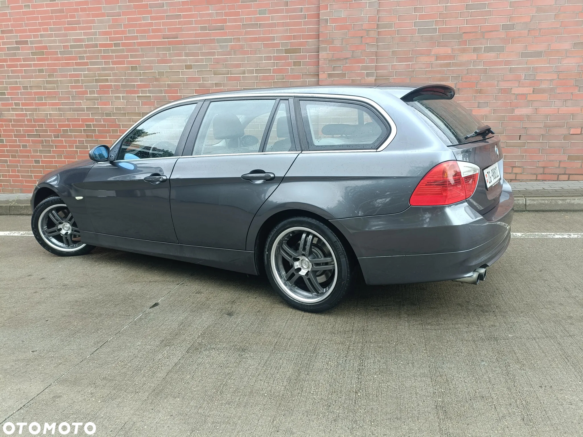 BMW Seria 3 325i - 6