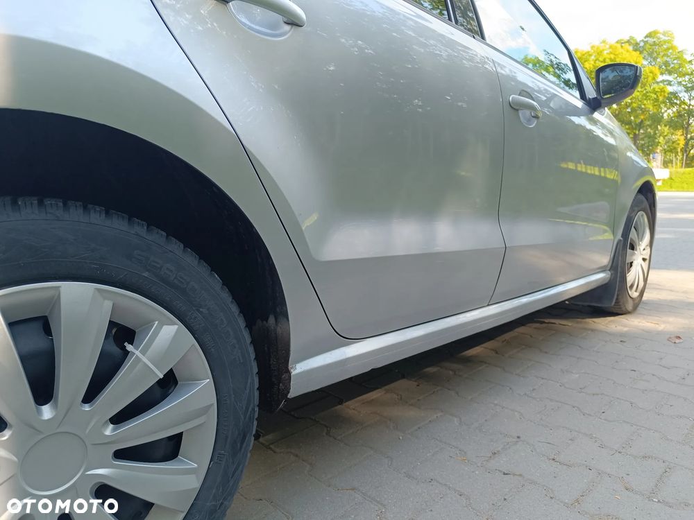Volkswagen Polo - 11