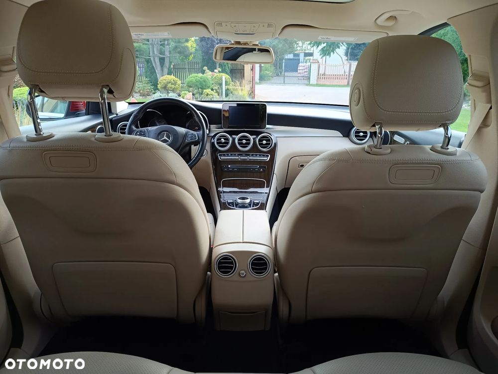 Mercedes-Benz GLC - 24