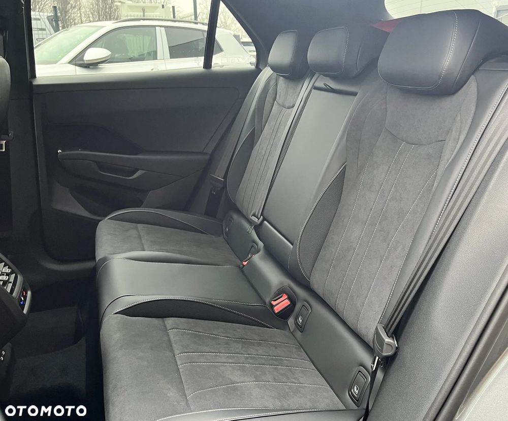 Volkswagen T-Roc 1.5 eTSI Style DSG - 13