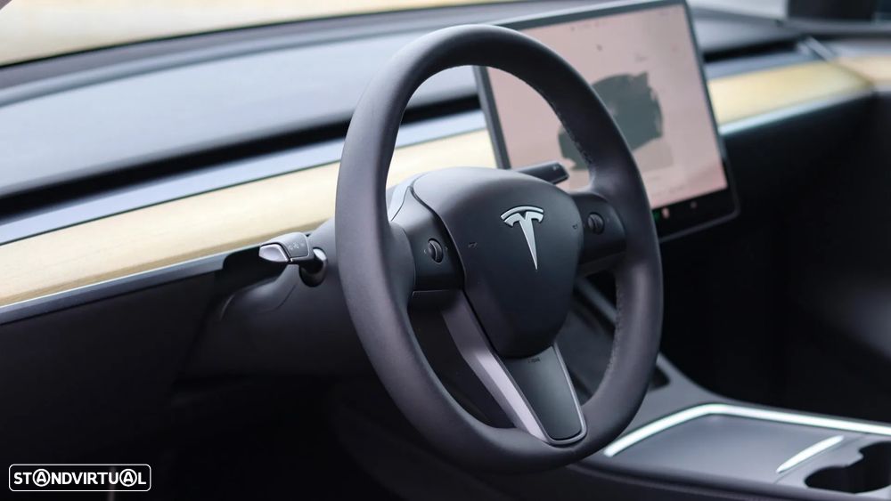 Tesla Model Y Tração Traseira - 7