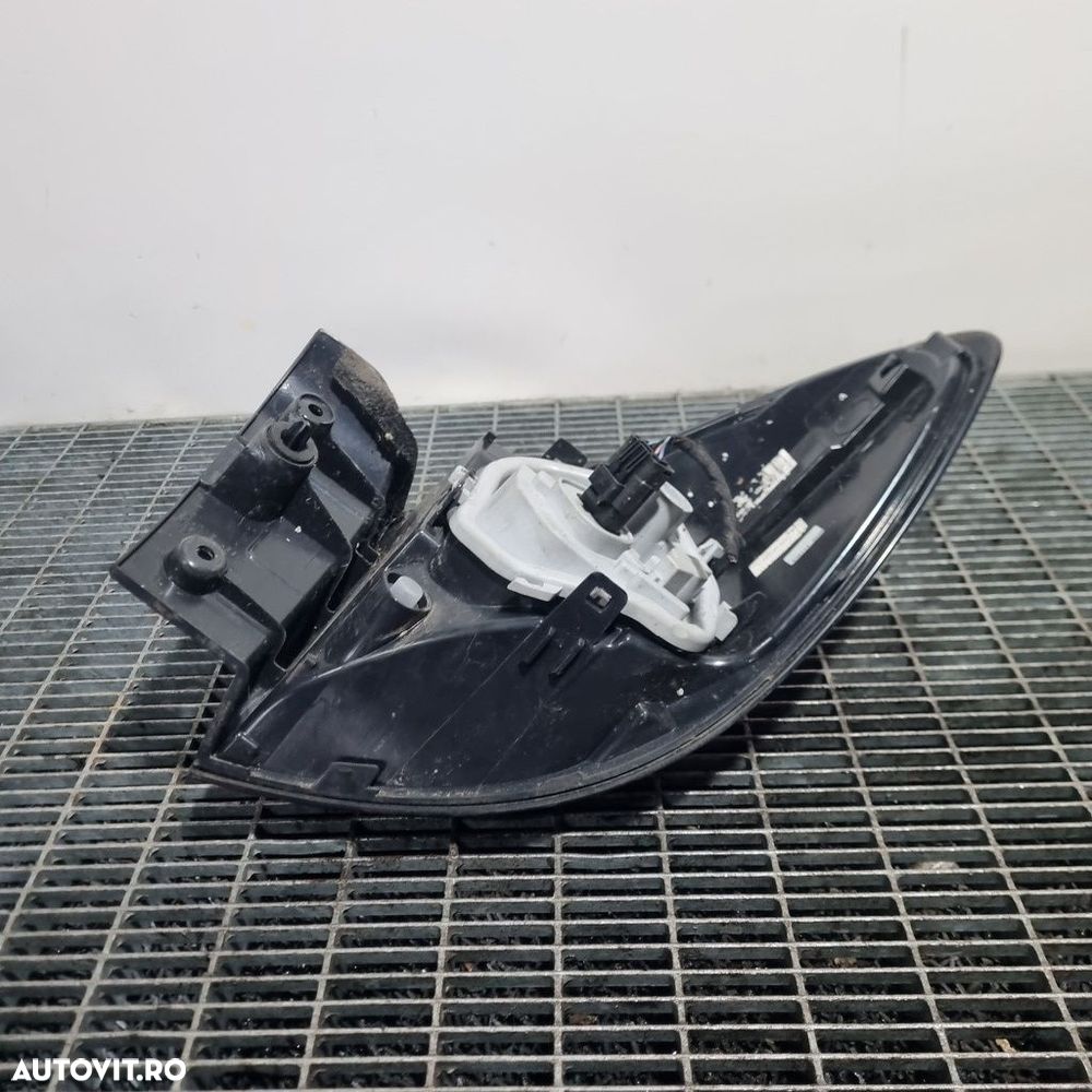 Stop Stanga Renault Captur 2013 - 2017 SUV 4 Usi (1513) Bec clasic - 3