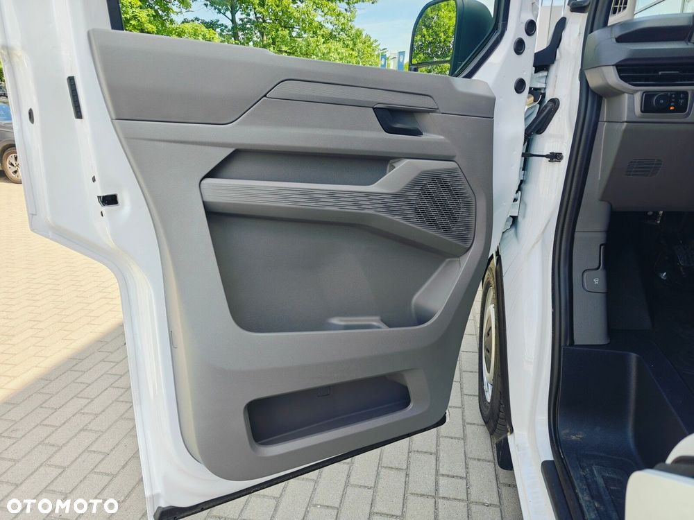 Volkswagen Transporter T7 Brygadówka 5 Osób 2.0 TDI 150KM Kamera Hak Grzane Fotele - 14