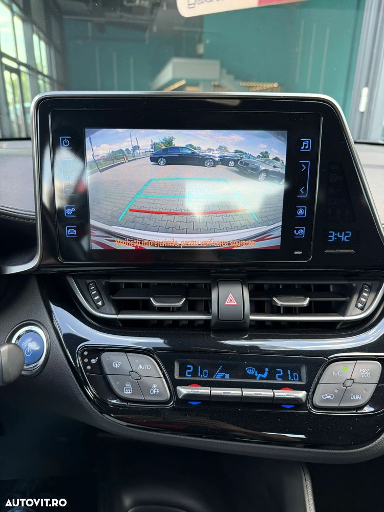 Toyota C-HR Flow - 25