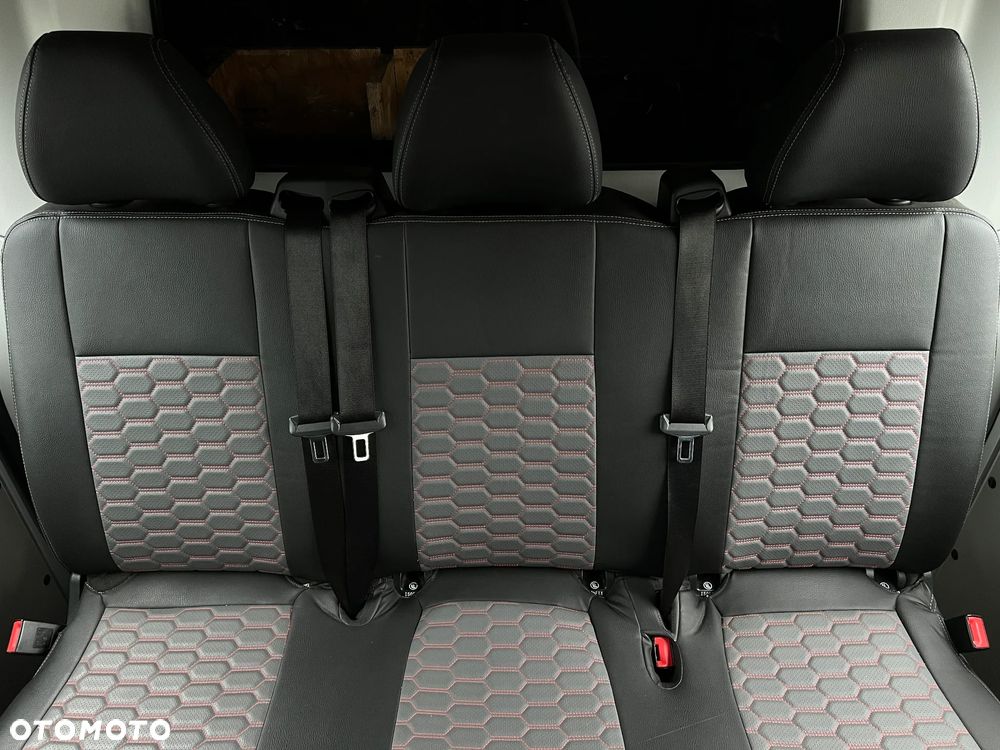 Mercedes-Benz Vito - 28