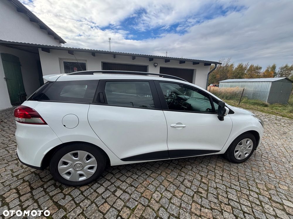 Renault Clio 1.5 dCi Authentique - 11