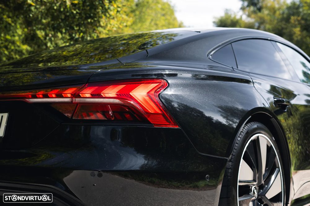 Audi e-tron GT quattro - 24