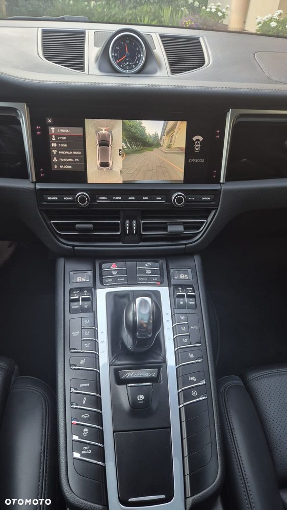 Porsche Macan - 37
