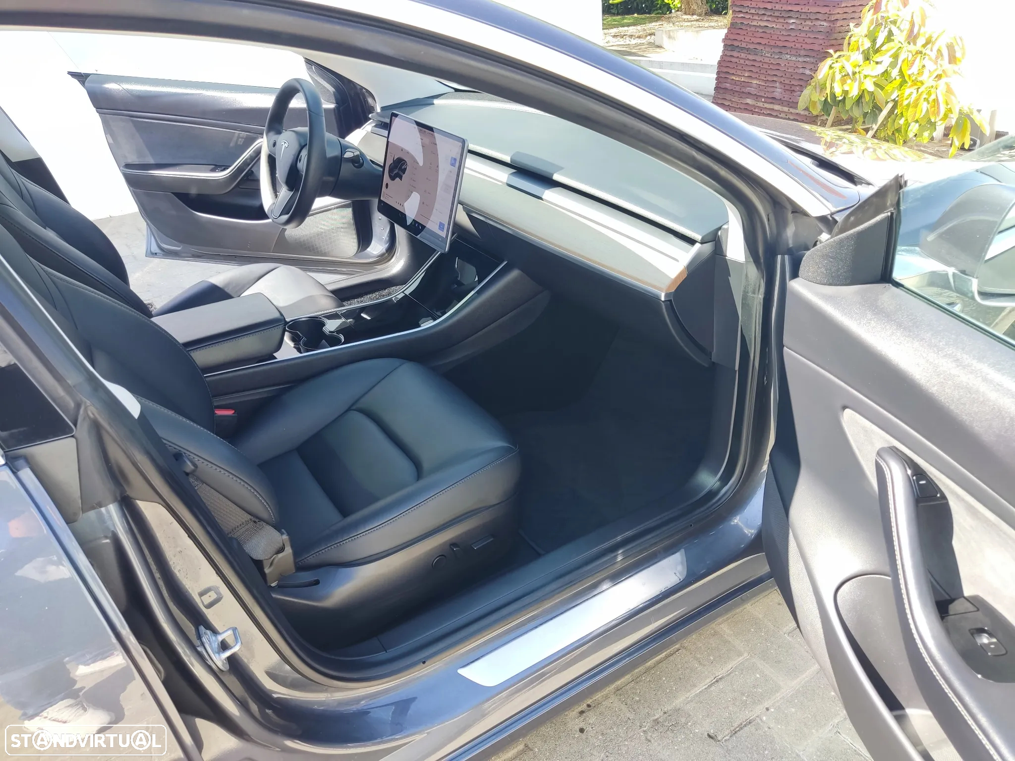 Tesla Model 3 Long Range AWD Dual Motor - 18
