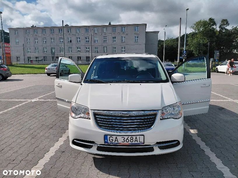 Chrysler Town & Country 3.6 Limited - 2