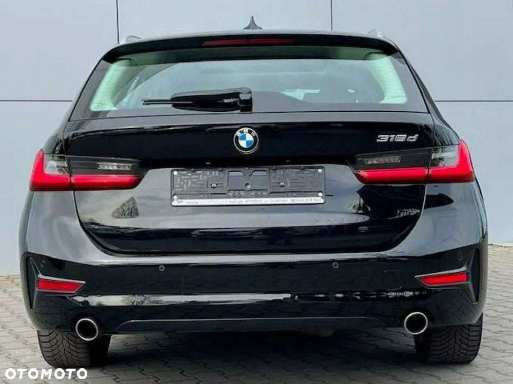 BMW Seria 3 318d Sport Line - 11